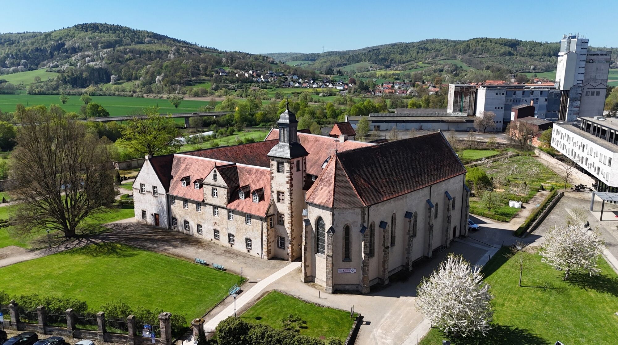 Haydau Monastery in Hessen served as the venue for this year's Glass Congress.