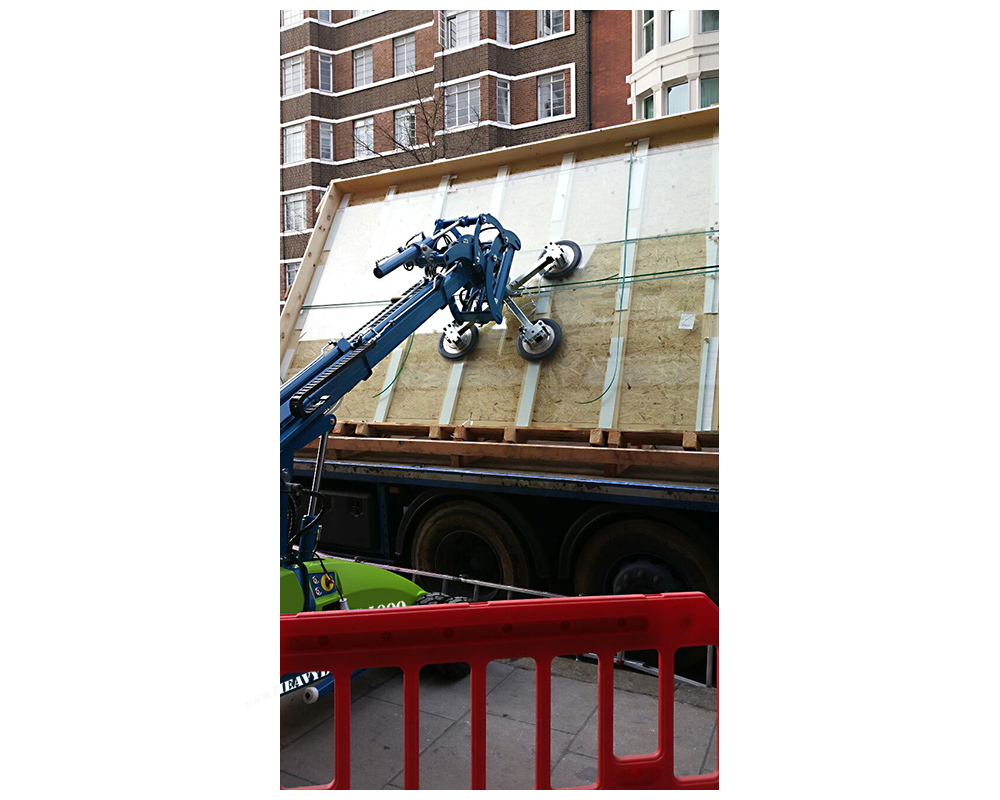 GMG M 1000 - Power Glass Crawler with a capacity of 1000kg | GMG M 1000 - Power Glass Crawler with a capacity of 1000kg