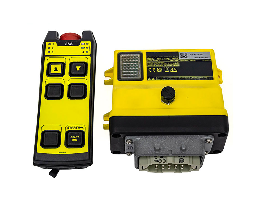 MKZ 2000-15 Motor Chain Hoist with 2000 kg capacity and 15 m lift height with remote control | MKZ 2000-15 Motor Chain Hoist with 2000 kg capacity and 15 m lift height with remote control