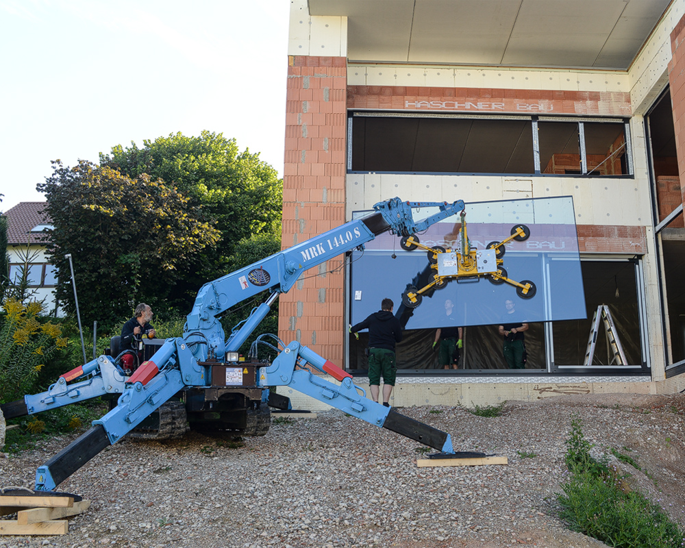 MRK 144.0 assembly crane with a capacity of 2.9 tonnes | MRK 144.0 assembly crane with a capacity of 2.9 tonnes