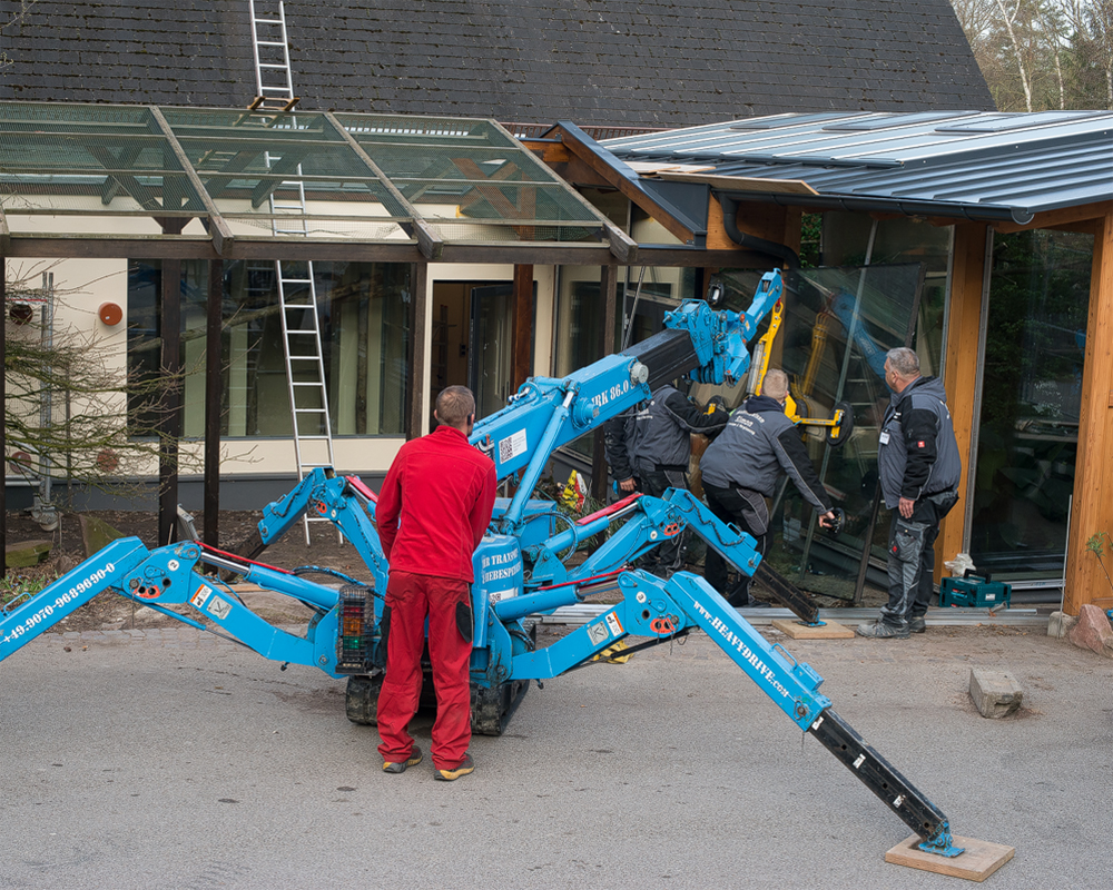 MRK 86.0 assembly crane with a capacity of 2.8 tonnes | MRK 86.0 assembly crane with a capacity of 2.8 tonnes