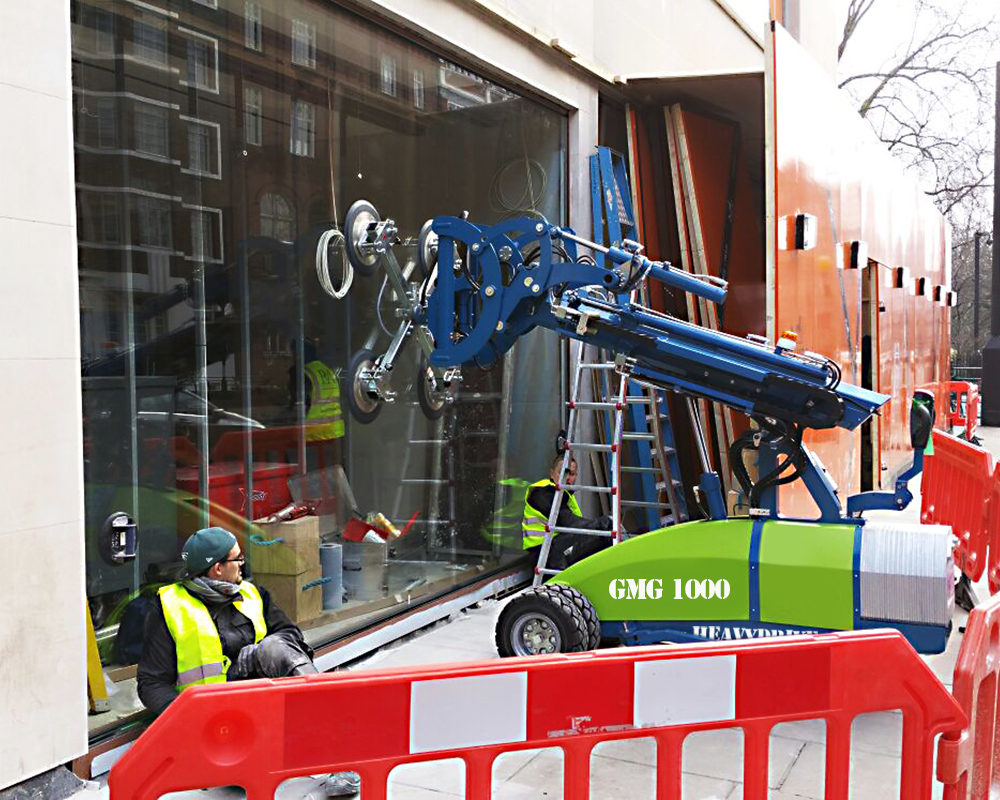 Outdoor glazing with glass assembly devices | Outdoor glazing with glass assembly devices